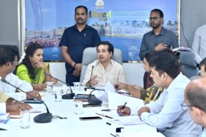 Read more about the article पालकमंत्री नितेश राणे यांचे चारा नियोजनासाठी तातडीच्या उपाययोजनांचे निर्देश
