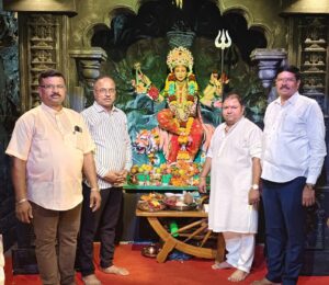 Read more about the article विद्यार्थ्यांनी संदीप चौकेकर यांच्या दातृत्वाचा आदर्श घ्यावा -संजय आग्रे