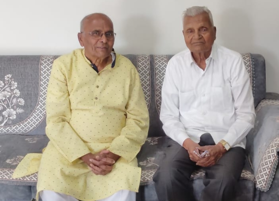 You are currently viewing व्रतस्थ व्यक्तिमत्व शंकरराव खारगे 