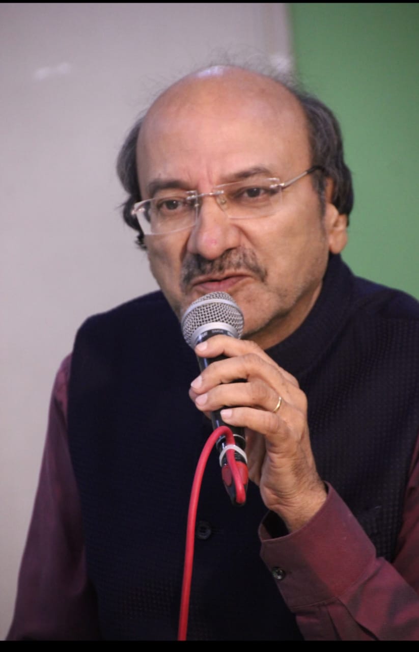 You are currently viewing कवी राजन लाखे यांना इंदूर येथील वसंत राशिनकर स्मृती अखिल भारतीय सन्मान २०२५ जाहीर