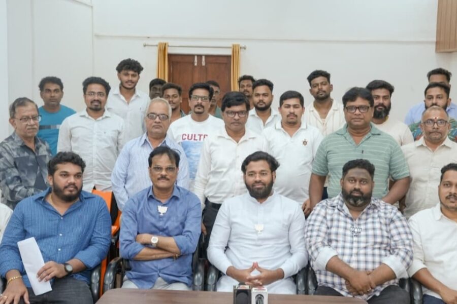 सावंतवाडीत भाजयुमोतर्फे भव्य बॉडीबिल्डिंग व नरकासुर स्पर्धेचे आयोजन