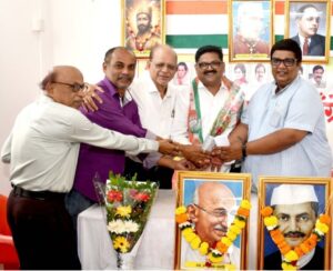 Read more about the article सावंतवाडीत काँग्रेसतर्फे गांधी-शास्त्री जयंती उत्साहात